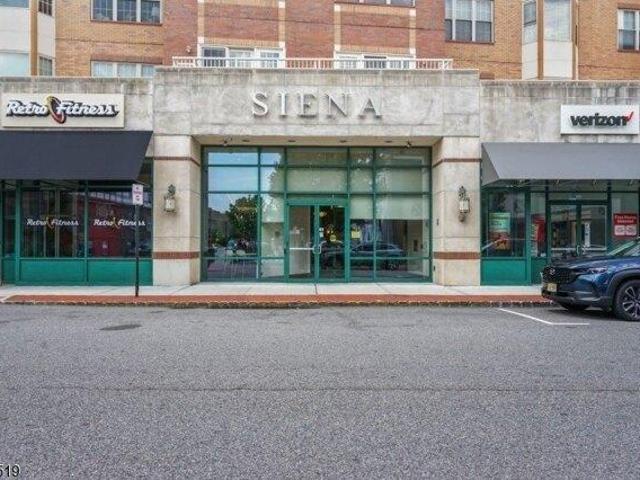 condo with 1 bedroom, Montclair NJ ES105477310