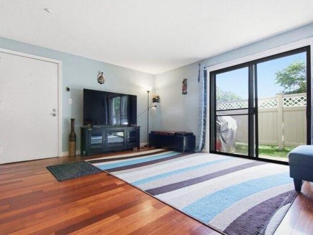 condo with 1 bedroom, Natick MA ES105536569