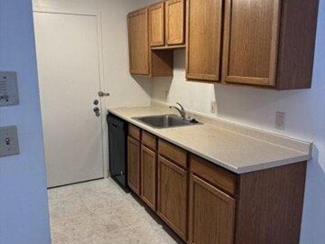 condo with 1 bedroom, Natick MA ES105385267