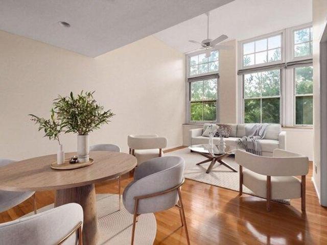 condo with 1 bedroom, Newton MA ES105631424