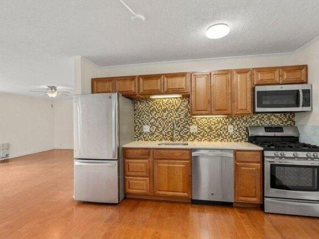condo with 1 bedroom, Newton MA ES105274621