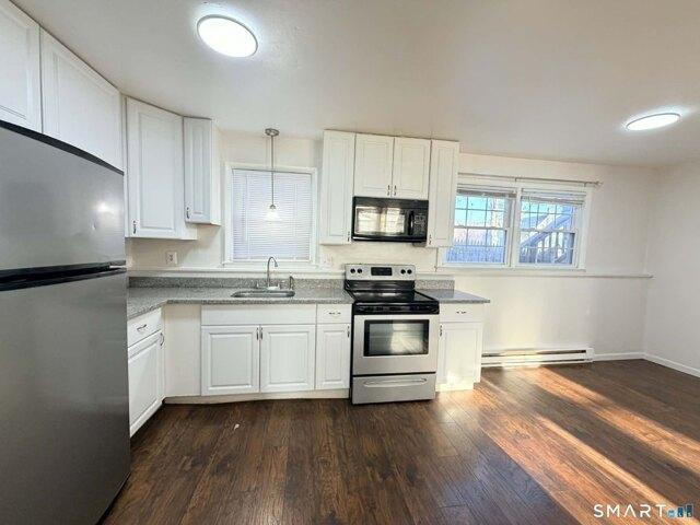 condo with 1 bedroom, New Milford CT ES105415901