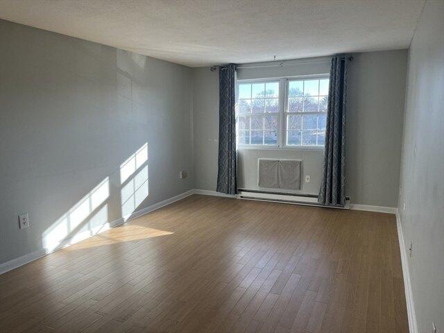 condo with 1 bedroom, Newburyport MA ES104410606