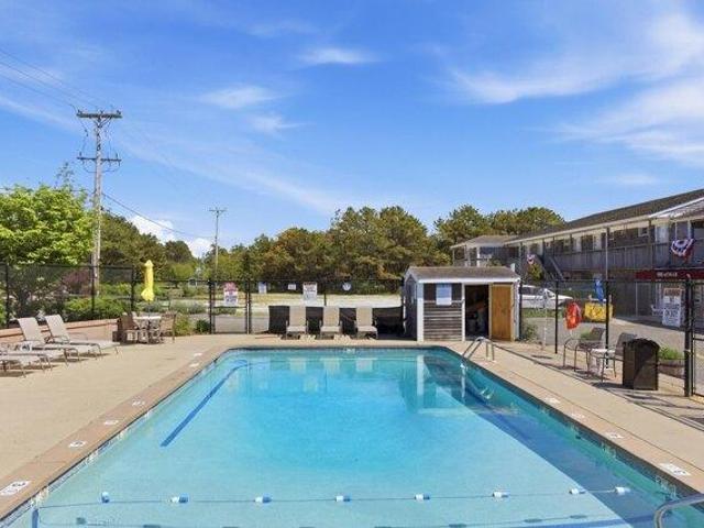 condo with 1 bedroom, North Truro MA ES104849313