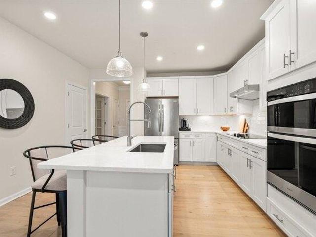 condo with 1 bedroom, North Reading MA ES105474748