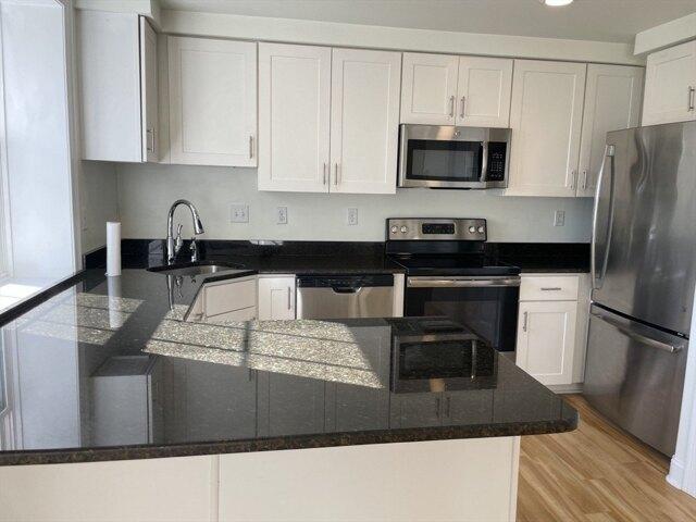 condo with 1 bedroom, Northampton MA ES105351874