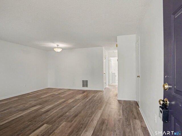 condo with 1 bedroom, Norwalk CT ES105438617