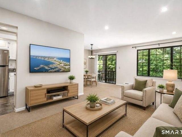 condo with 1 bedroom, Norwalk CT ES105440060
