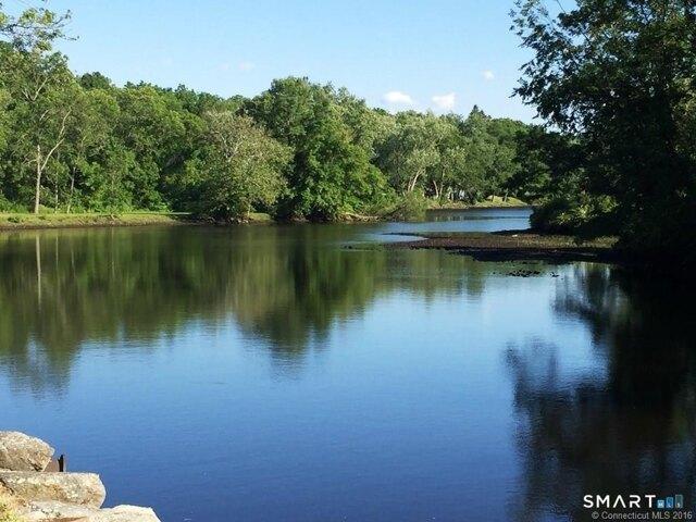 condo with 1 bedroom, Norwich CT ES105629306