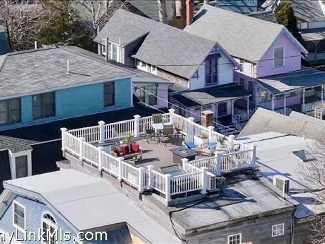 condo with 1 bedroom, Oak Bluffs MA ES105611280
