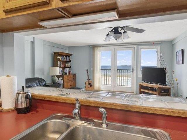 condo with 1 bedroom, Old Orchard Beach ME ES105115937