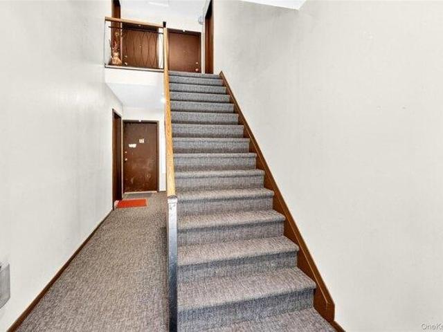 condo with 1 bedroom, Pomona NY ES105275588