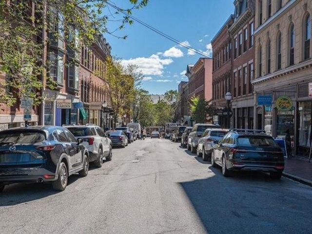 condo with 1 bedroom, Portland ME ES105614049
