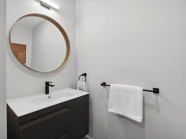 condo with 1 bedroom, Portland ME ES105830450
