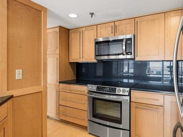 condo with 1 bedroom, Portsmouth NH ES105477805