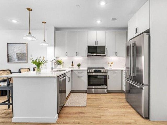 condo with 1 bedroom, Portsmouth NH ES105590492