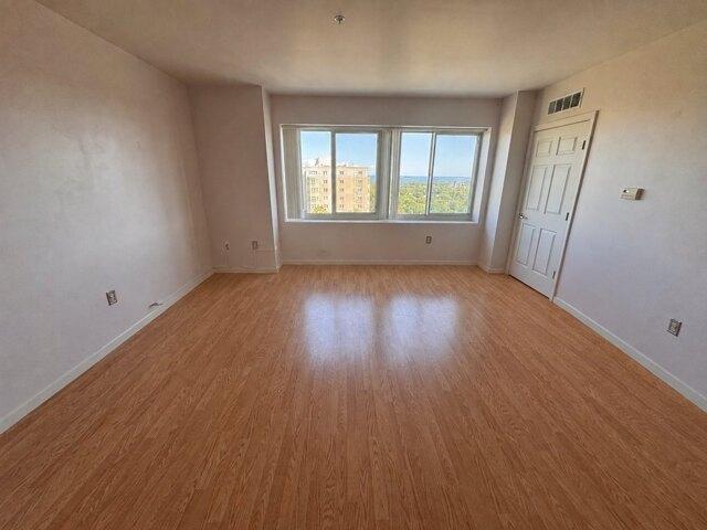 condo with 1 bedroom, Quincy MA ES105404558
