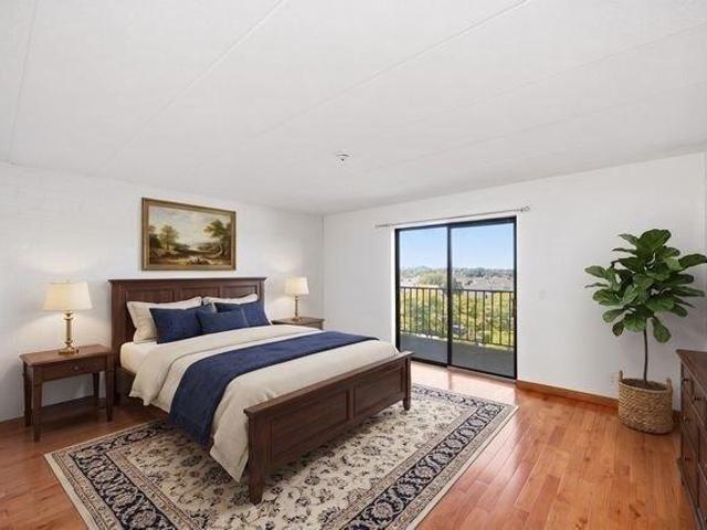 condo with 1 bedroom, Quincy MA ES105551779