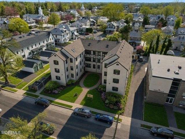 condo with 1 bedroom, Red Bank NJ ES104410385