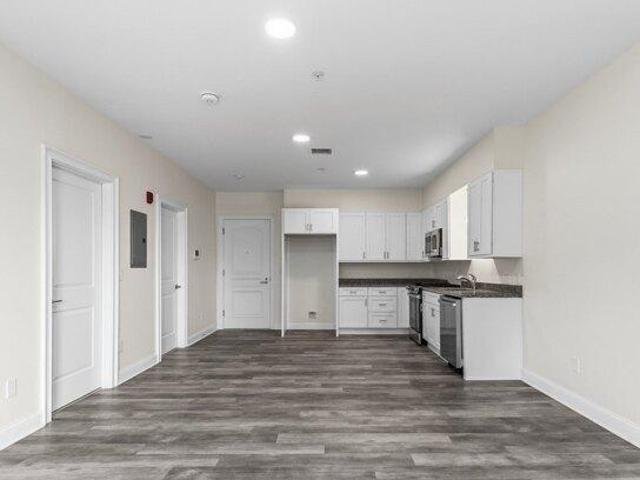 condo with 1 bedroom, Revere MA ES105532728