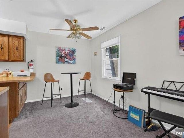 condo with 1 bedroom, River Vale NJ ES105274651