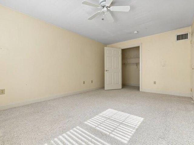 condo with 1 bedroom, Salisbury MA ES105417673