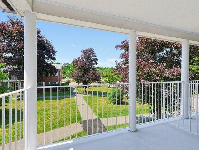 condo with 1 bedroom, Sharon MA ES104833307