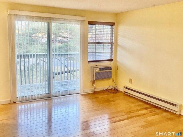 condo with 1 bedroom, Shelton CT ES105414830
