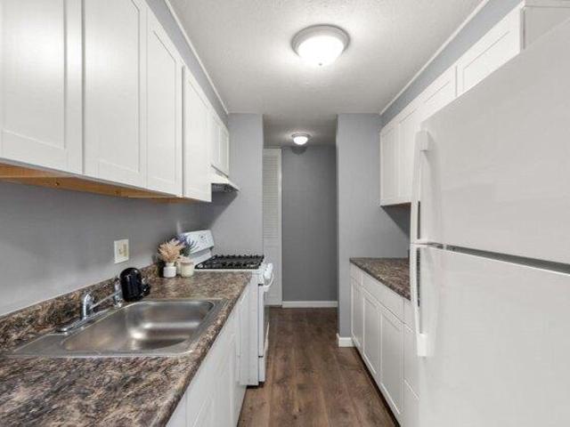 condo with 1 bedroom, Shrewsbury MA ES105533478