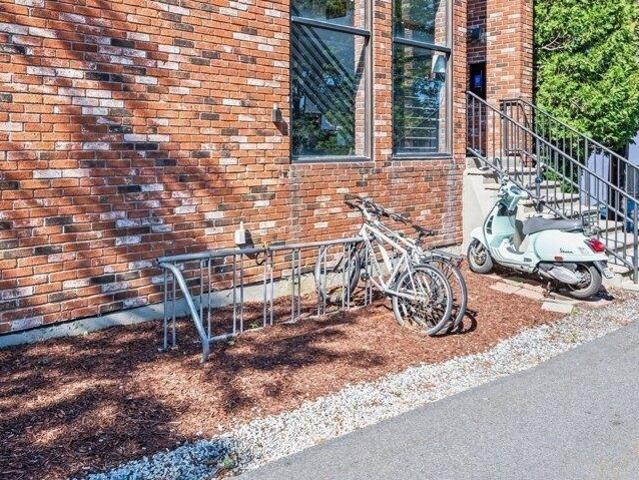 condo with 1 bedroom, Somerville MA ES105425997