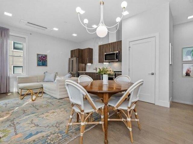 condo with 1 bedroom, Somerville MA ES105422821