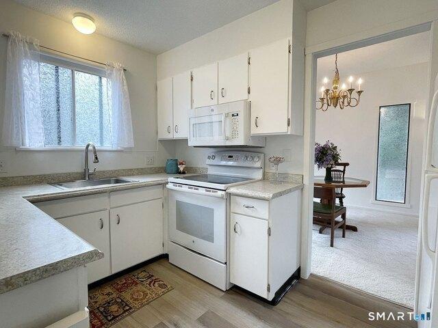 condo with 1 bedroom, Southbury CT ES105561165
