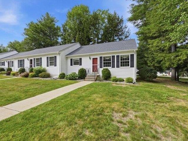 condo with 1 bedroom, Southwick MA ES104351988