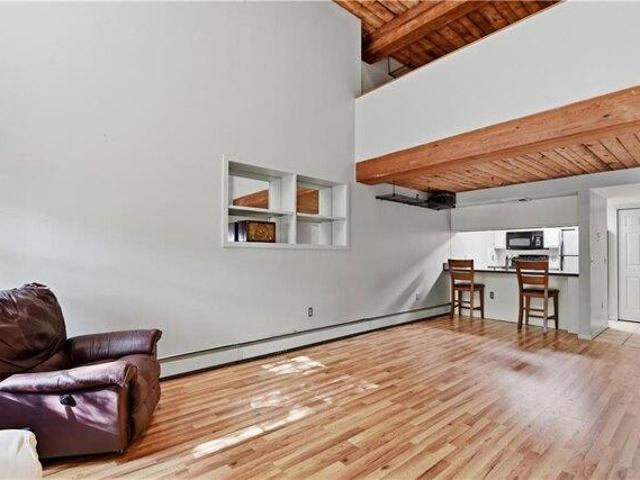 condo with 1 bedroom, Smithfield RI ES105512037