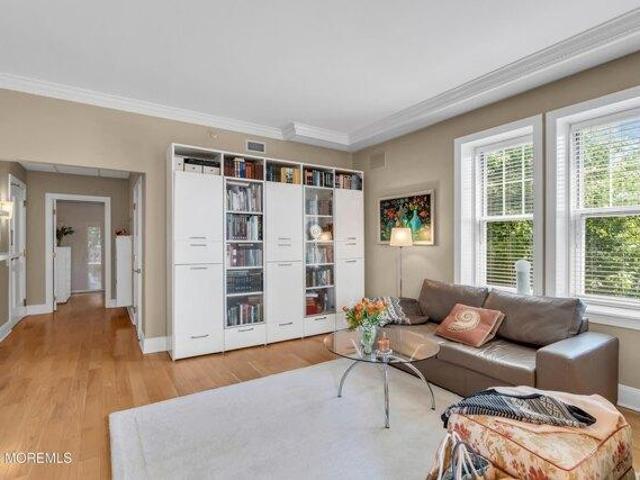 condo with 1 bedroom, Spring Lake NJ ES105913595