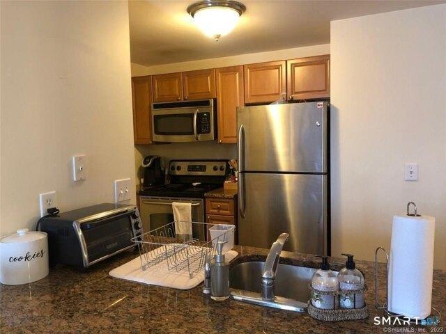 condo with 1 bedroom, Stamford CT ES105474306