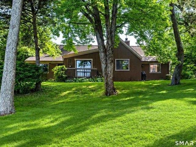 condo with 1 bedroom, Stratford CT ES104762163