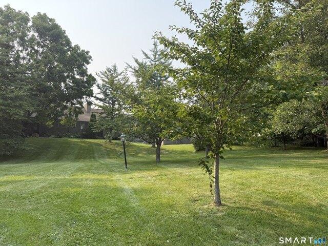 condo with 1 bedroom, Stratford CT ES105425321