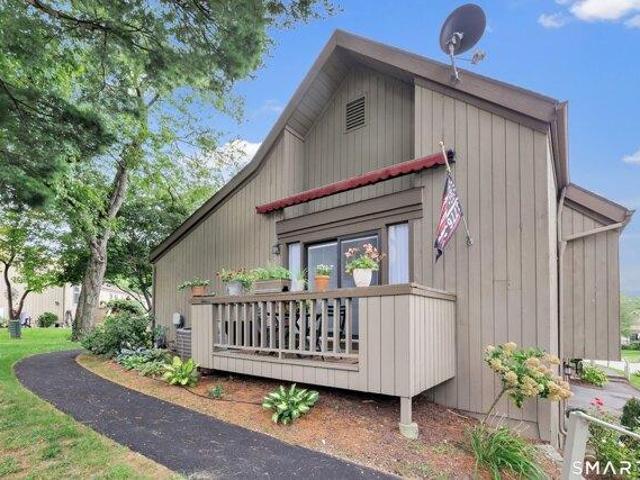 condo with 1 bedroom, Stratford CT ES105629868