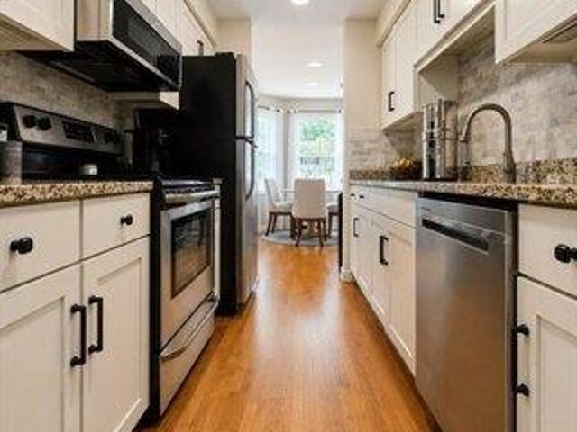condo with 2 bedroom, Taunton MA ES105331278