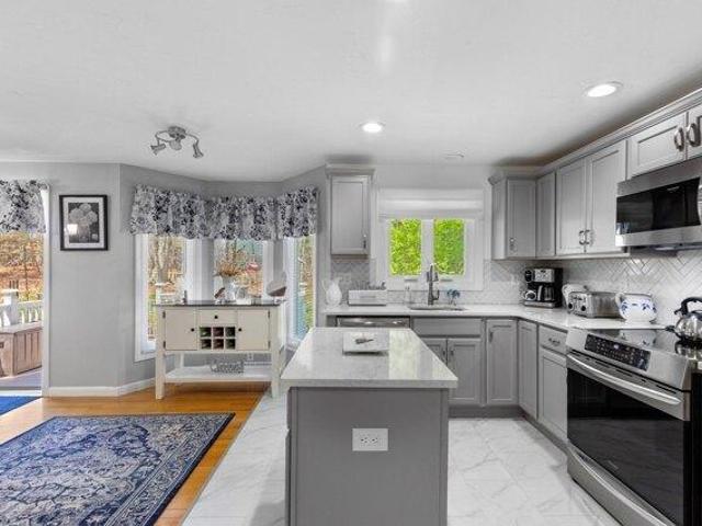 condo with 2 bedroom, Taunton MA ES105427473