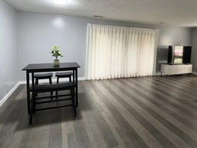 condo with 2 bedroom, Taunton MA ES105552712