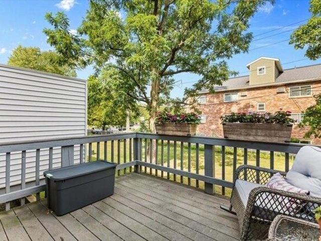 condo with 2 bedroom, Taunton MA ES105661537