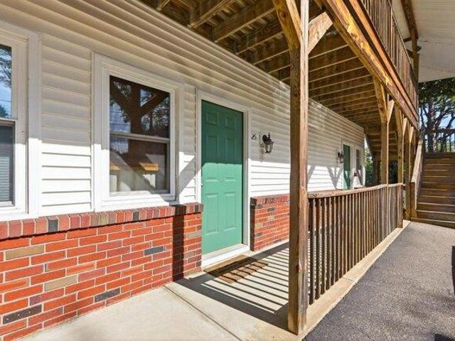 condo with 2 bedroom, Tilton NH ES105475346