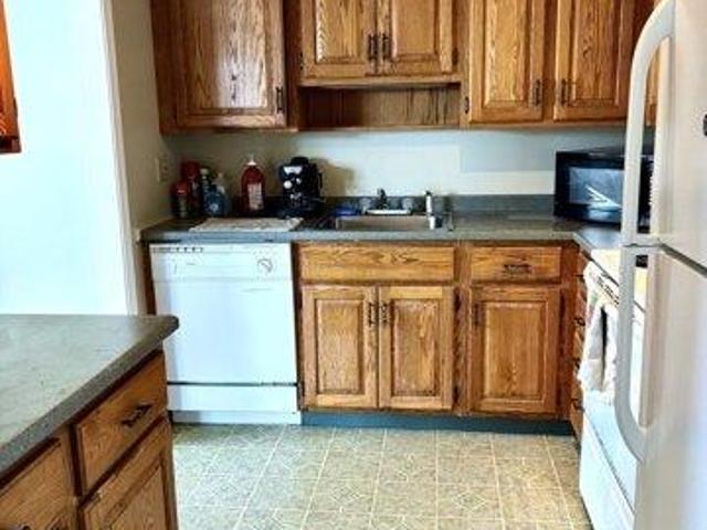 condo with 2 bedroom, Torrington CT ES105476134