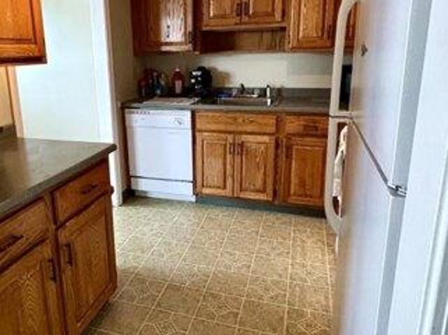 condo with 2 bedroom, Torrington CT ES105577734