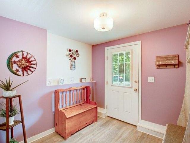 condo with 2 bedroom, Townsend MA ES104113041