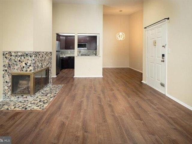 condo with 2 bedroom, Trenton NJ ES105318836