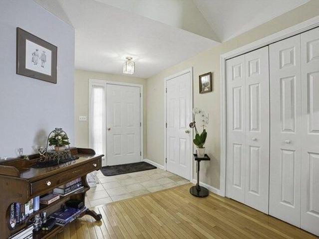 condo with 2 bedroom, Uxbridge MA ES104541449