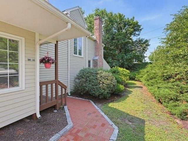 condo with 2 bedroom, Uxbridge MA ES104514659